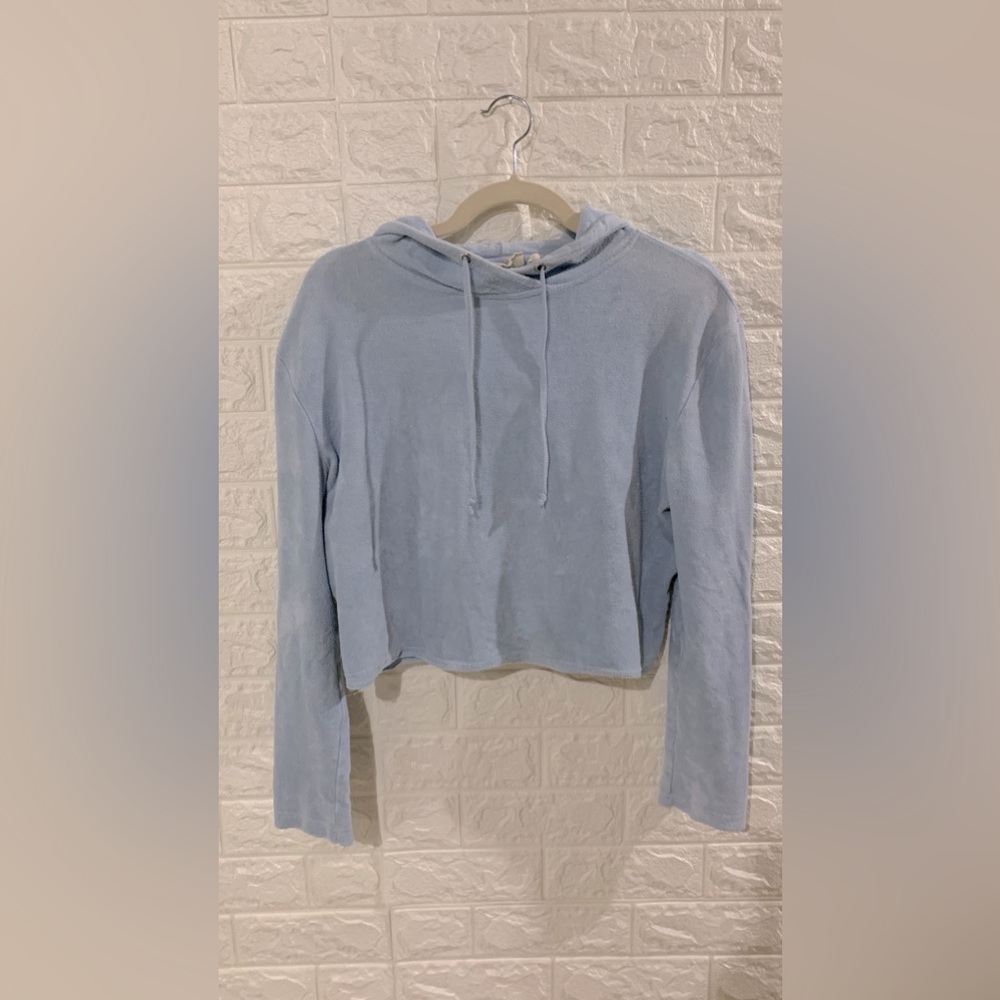 LIGHT BABY BLUE CROPPED PULLOVER HOODIE | Artsy | Music Concert | Beach | Summer